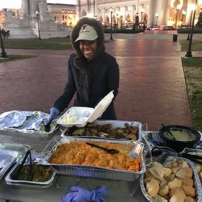 Royal Athletes Feed the Community