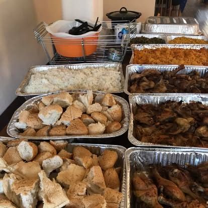 Royal Athletes Feed the Community
